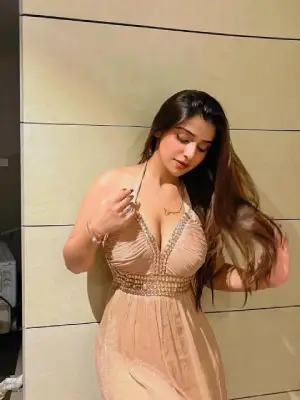 Pooja Thakur call girl